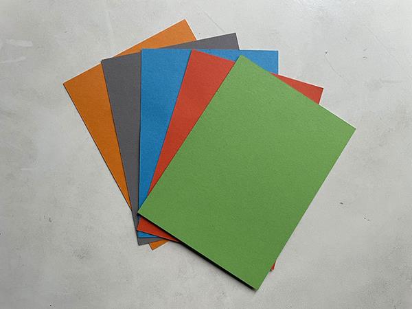 Цветная немелованная бумага