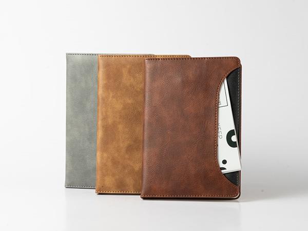 Пэчворк-ежедневники в кожаной обложке, специальный карман, 80 страниц в линейку